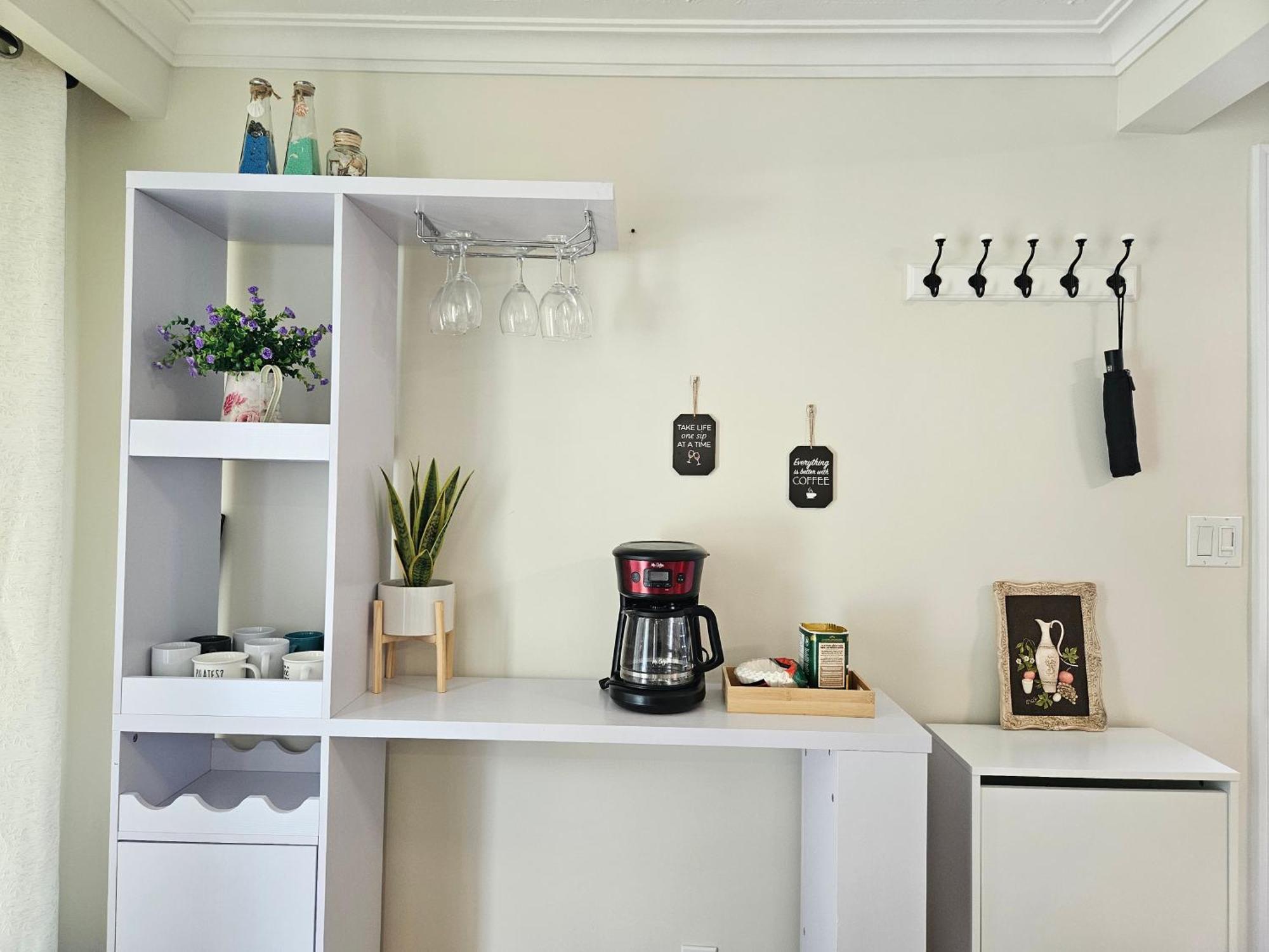 Newly-Renovated 3Br House, 12 Minutes To Airport Apartment Toronto Ngoại thất bức ảnh